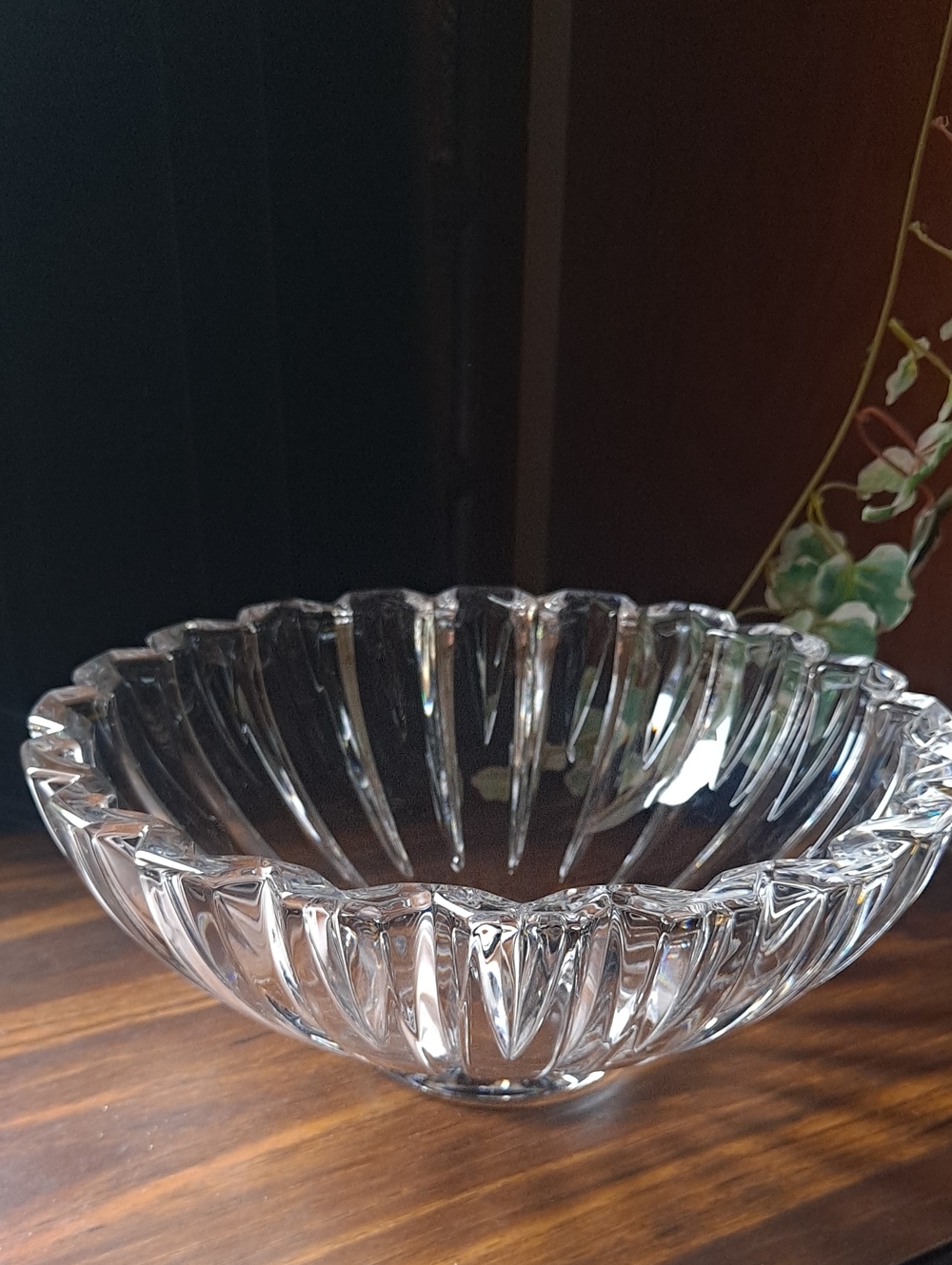 Villeroy & Boch Clear Faceted Glass Serving Bowl